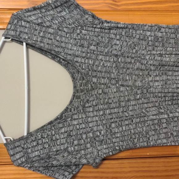 Love tree super soft deep v-back swing dress - Picture 4 of 5